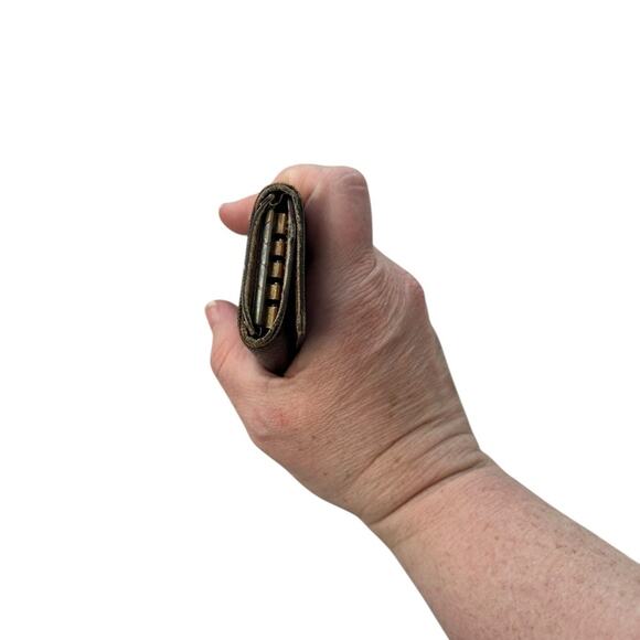 Louis Vuitton Monogram Keyholder Wallet- Vintage - Picture 4 of 8